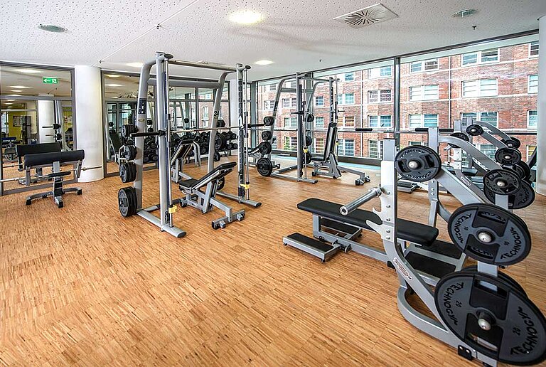 Hanteltraining im centrovital Spa & Sportclub in Berlin