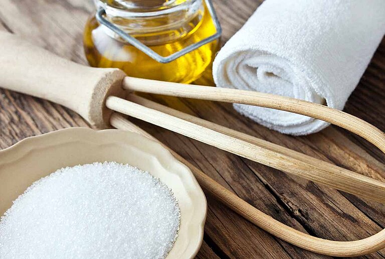 Zucker Peeling ©PhotoSG/Fotolia.com