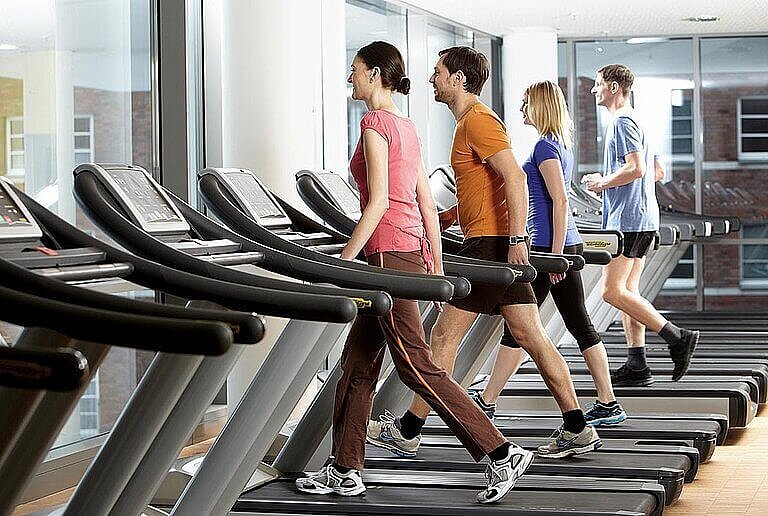 Laufbänder im centrovital Spa & Sportclub in Berlin