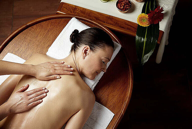 Ayurveda-Massage im centrovital